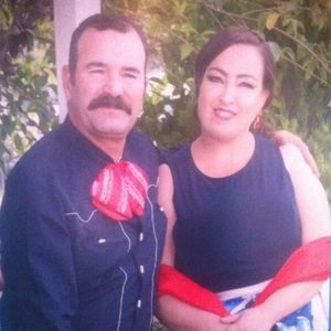 Meet your Posher, Lola c.